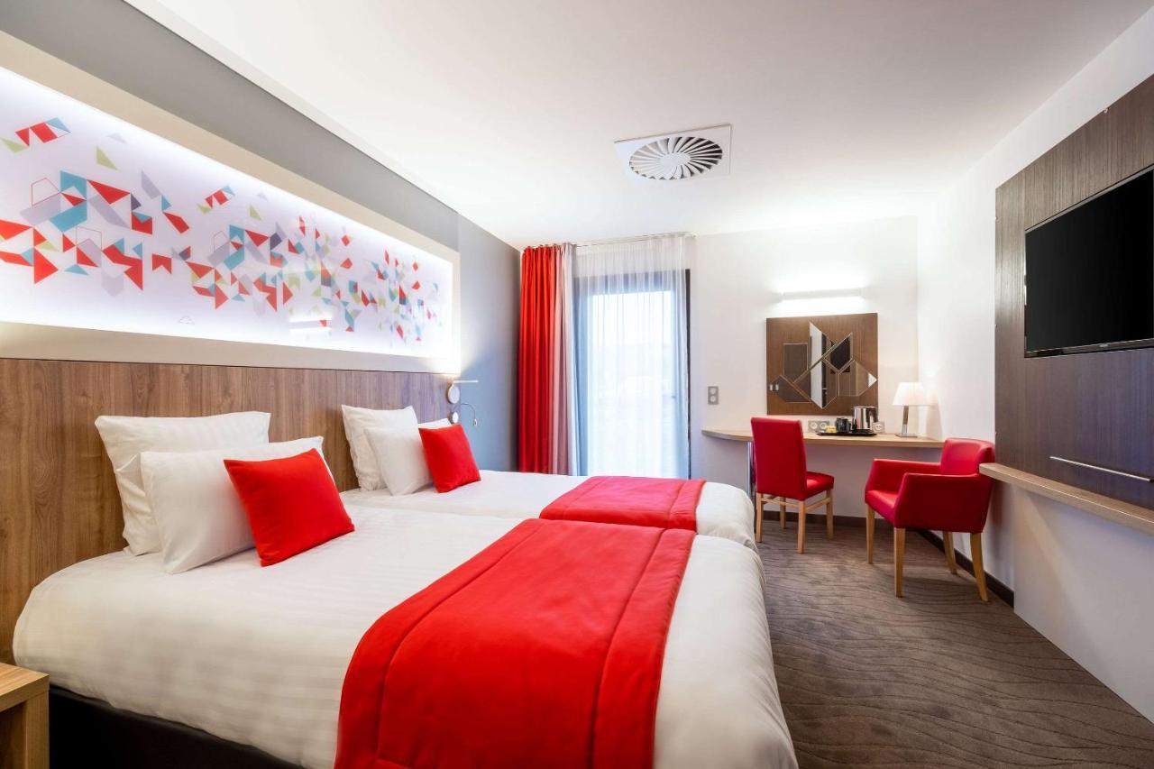 Brit Hotel Privilege 퓌작 외부 사진