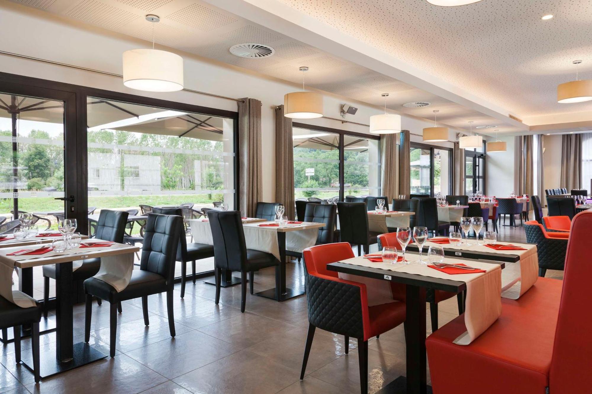 Brit Hotel Privilege 퓌작 외부 사진