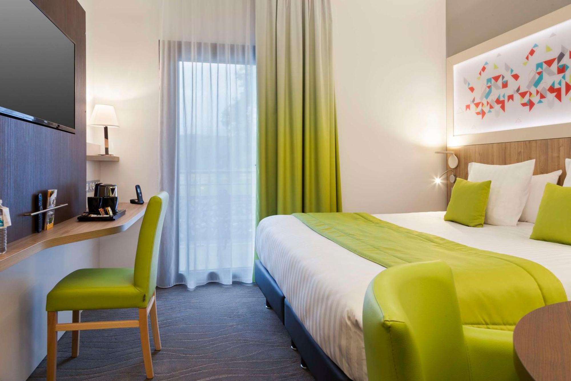 Brit Hotel Privilege 퓌작 외부 사진
