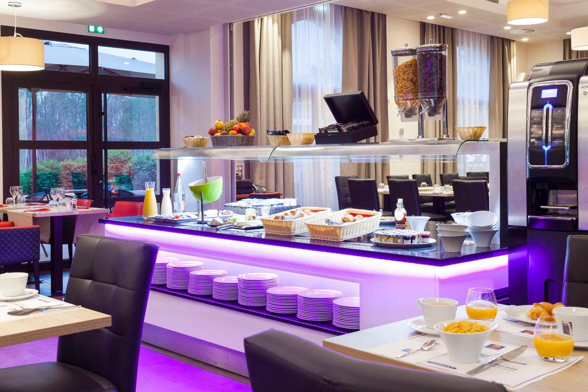 Brit Hotel Privilege 퓌작 외부 사진